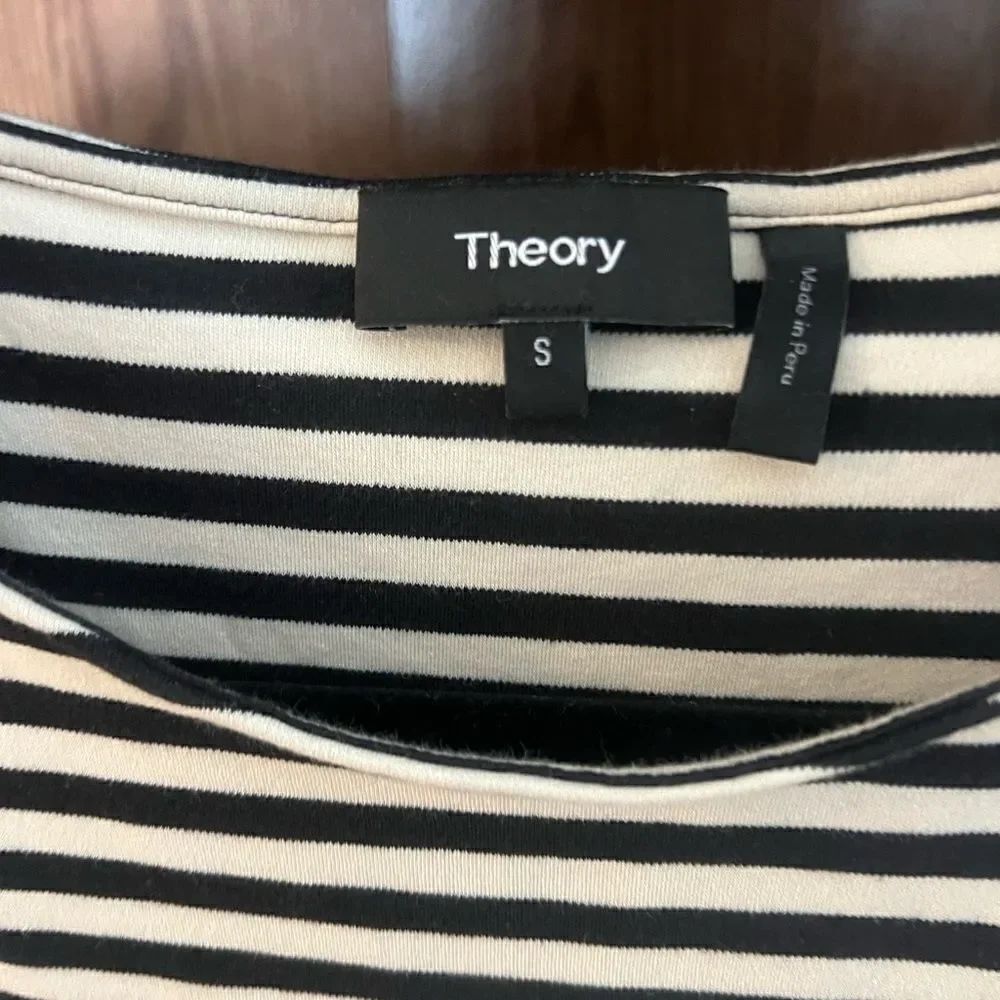 THEORY TWIST DRESS - Picture 3 of 4